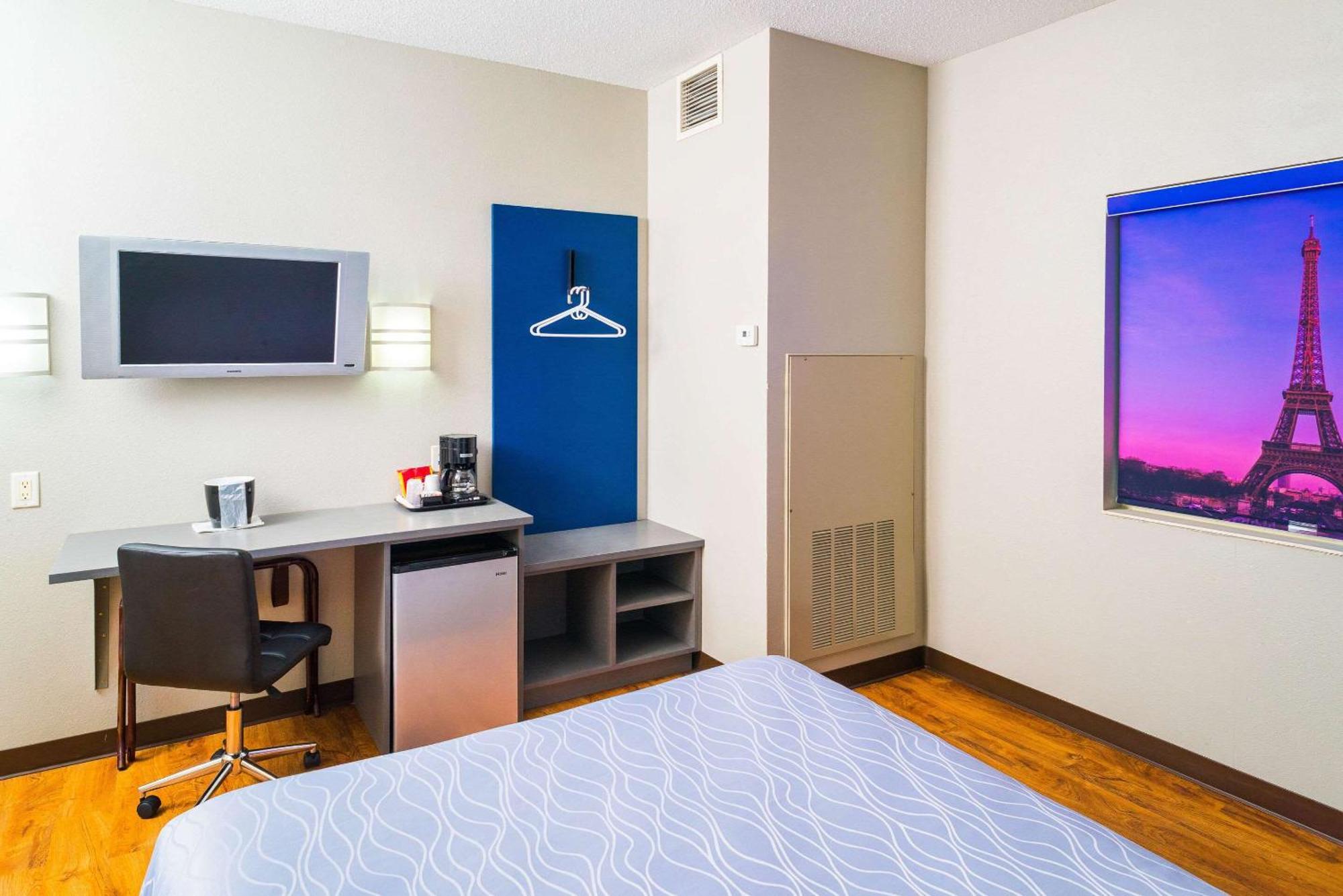 Studio Z, Ascend Hotel Collection Saint Robert Exterior photo